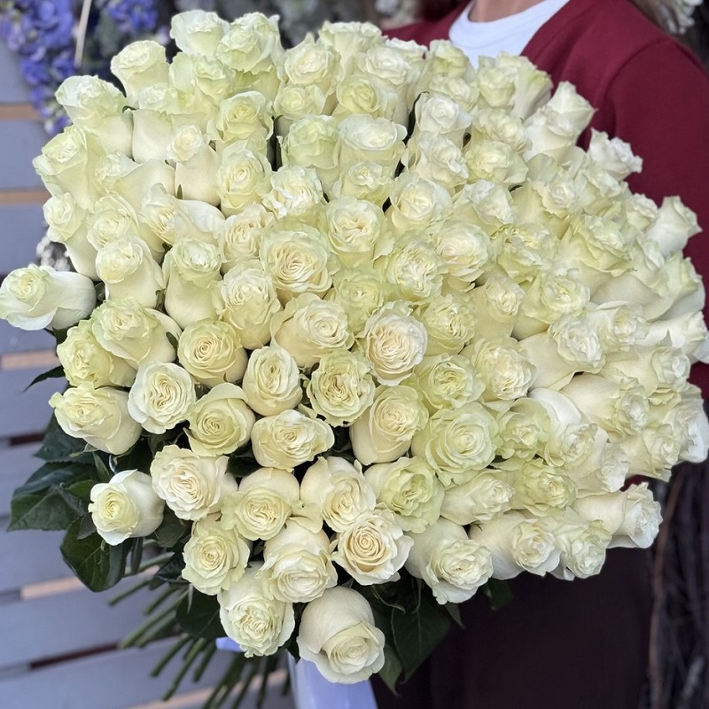 Букет из белых роз "Алмаз моей души"